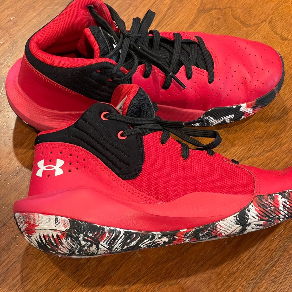 Under Armour Youth Basketball Shoes